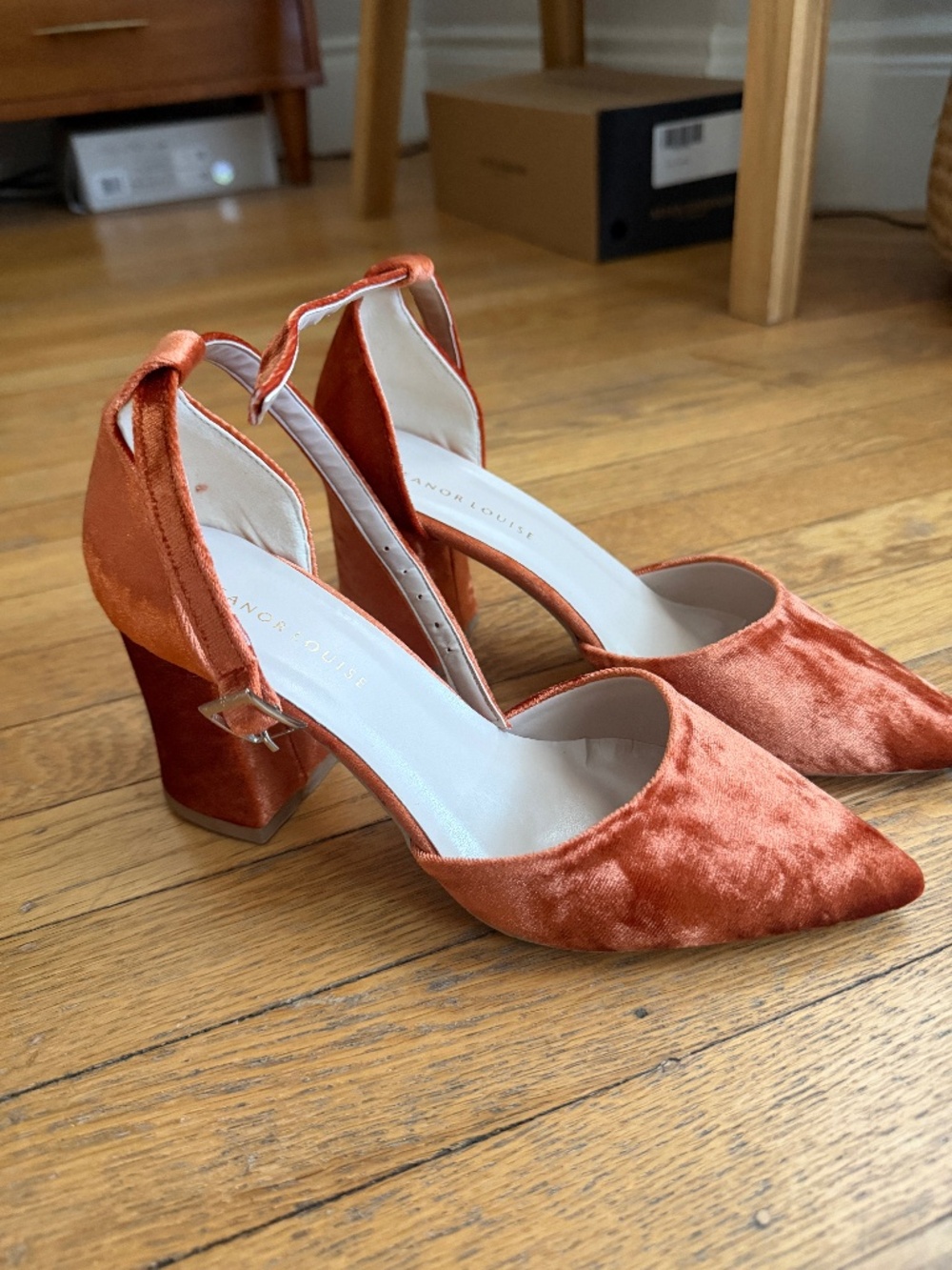 Eleanor Louise Orange Suede Criss Cross Mid Heel  NEVER WORN